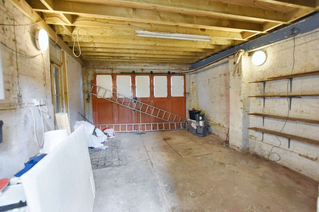 Warren Lodge, 2 Halesworth Road, Lewisham, London SE13 7TN 3