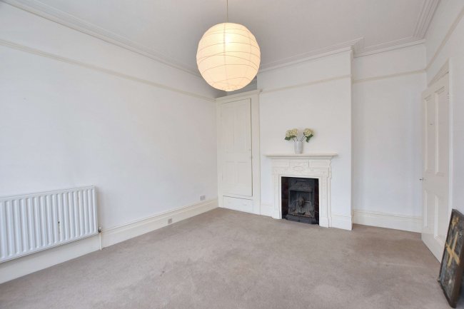 Warren Lodge, 2 Halesworth Road, Lewisham, London SE13 7TN 3