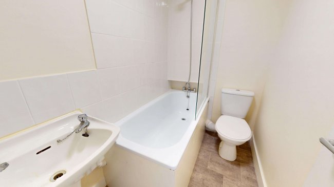 Flat 5, 25 Willmington Square, Clerkenwell, London, WC1X 0EG 8