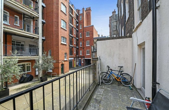 4 Sandwich Street, Bloomsbury, London WC1H 9PL 7