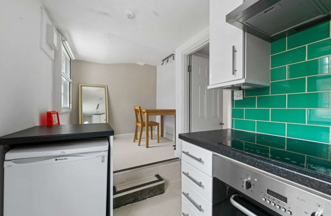 4 Sandwich Street, Bloomsbury, London WC1H 9PL 7