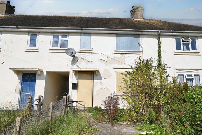 48 Orchardville, Burnham, Slough, SL1 7BD 10