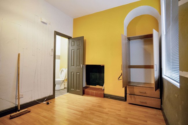 13 Cross Green Crescent, Leeds, West Yorkshire, LS9 0DD 10