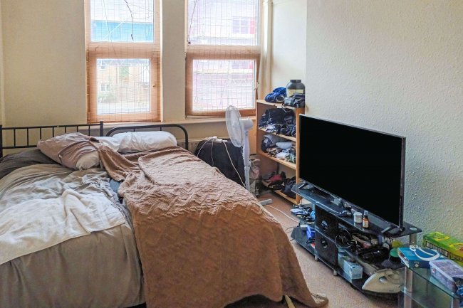 17 Horn Lane, Acton, London W3 9NJ 10