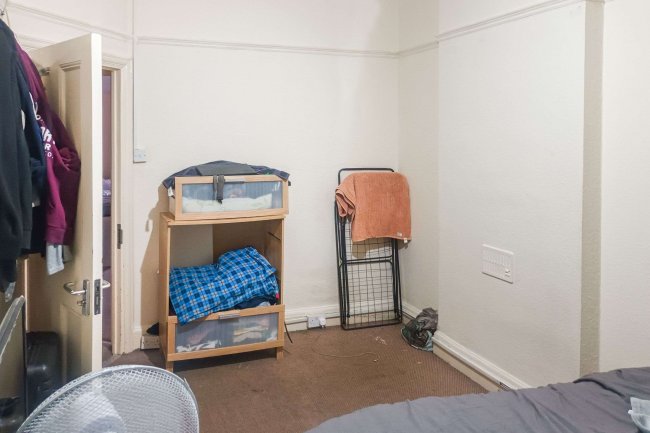 17 Horn Lane, Acton, London W3 9NJ 10