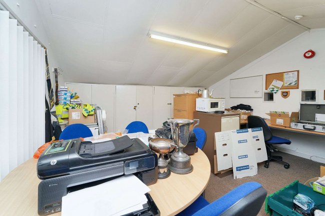 St John Hall, Massetts Road, Horley, Surrey RH6 7DE 8