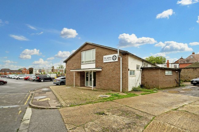 St John Hall, Massetts Road, Horley, Surrey RH6 7DE 8