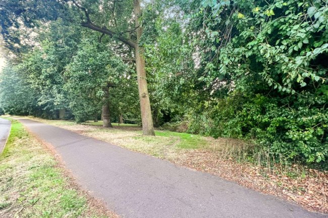 The Chestnuts Land - 101 Earlham Green Lane, Norwich, NR5 8HA 7