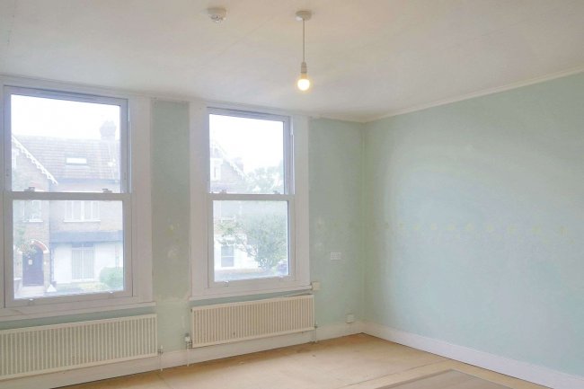 81d Southwood Road, Eltham, London, SE9 3QF 7