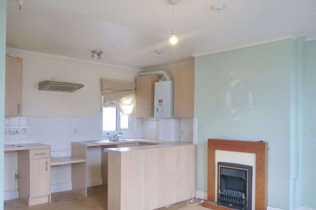 81d Southwood Road, Eltham, London, SE9 3QF 7