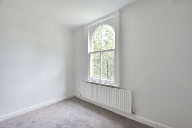 2c Bromley Grove, Bromley, Kent BR2 0LN 2