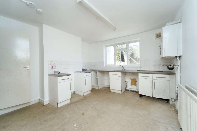 26b Highfield Rd, Bognor Regis, PO22 8BG 5