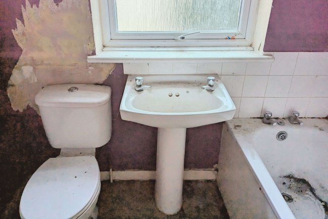 6 Parish Lane, Penge, London SE20 7LH 4