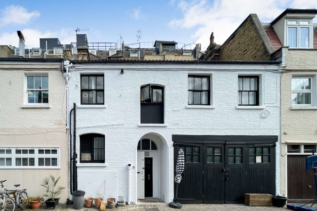 35 Lancaster Mews, Bayswater, London, W2 3QF 3