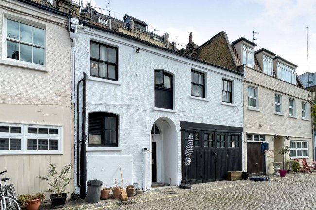 35 Lancaster Mews, Bayswater, London, W2 3QF 3