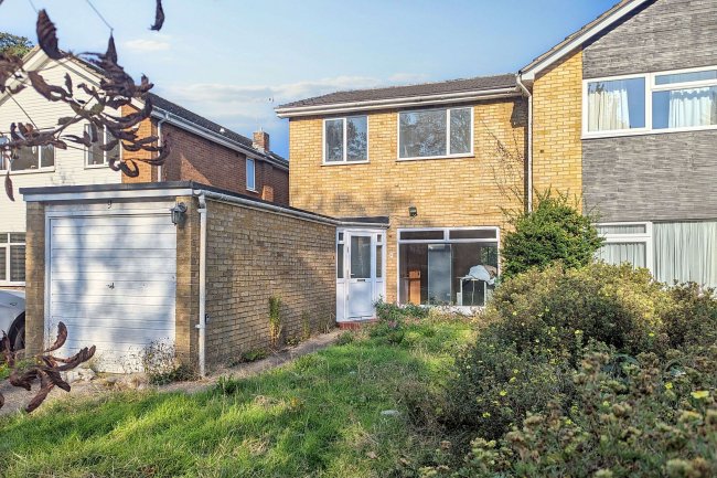 9 Stamford Drive, Bromley, BR2 0XF 1