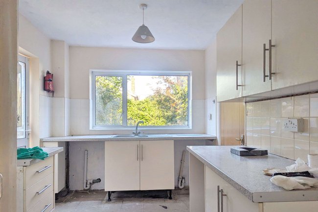 9 Stamford Drive, Bromley, BR2 0XF 1