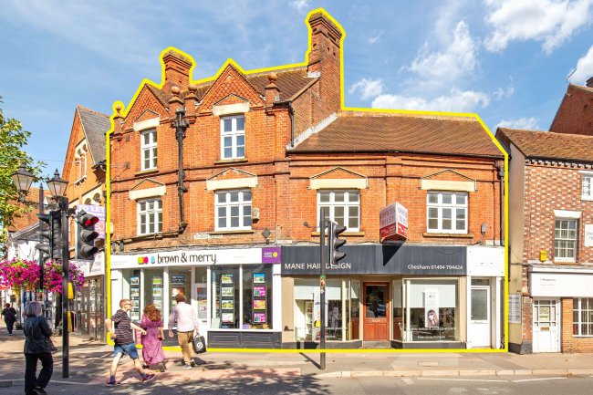 1-3 Market Square, Chesham, HP5 1HG 1