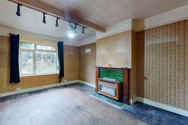 18 Bloswood Lane, Whitchurch, Hants, RG28 7BJ 4