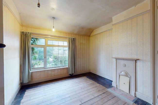 18 Bloswood Lane, Whitchurch, Hants, RG28 7BJ 4