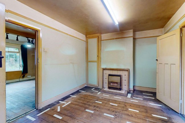 18 Bloswood Lane, Whitchurch, Hants, RG28 7BJ 4