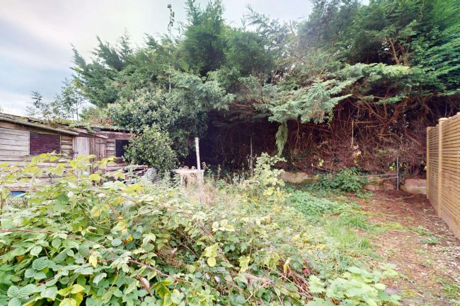 18 Bloswood Lane, Whitchurch, Hants, RG28 7BJ 4