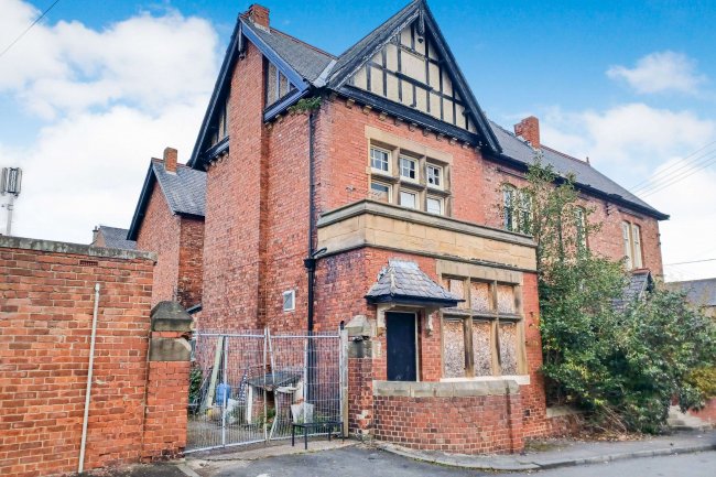 Chopwell Hotel, Derwent Street, Chopwell, Newcastle-upon-Tyne NE17 7AA 7