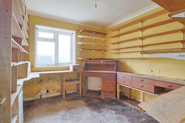 Wayside, Mill Lane, Selsey, Chichester, PO20 9BQ 2