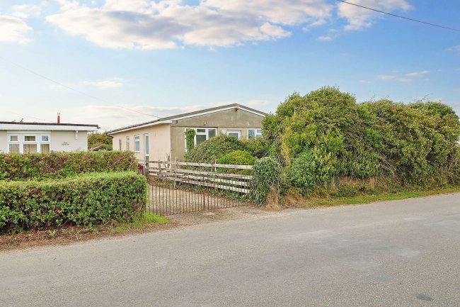 Wayside, Mill Lane, Selsey, Chichester, PO20 9BQ 2