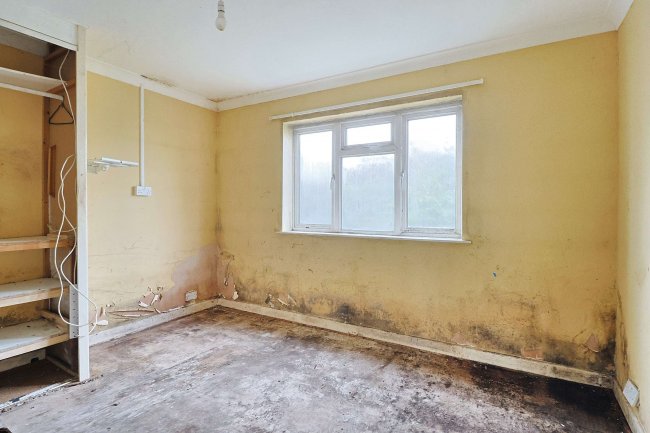 Wayside, Mill Lane, Selsey, Chichester, PO20 9BQ 2