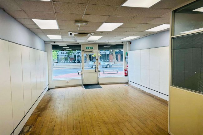 218 Hessle Road, Hull, East Riding of Yorkshire, HU3 3BG 8