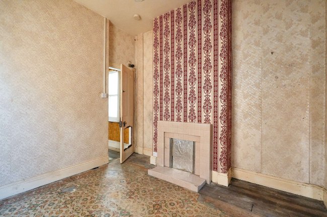 31 Lorne Street, Chester, CH1 4AE 8