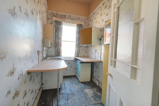 31 Lorne Street, Chester, CH1 4AE 8