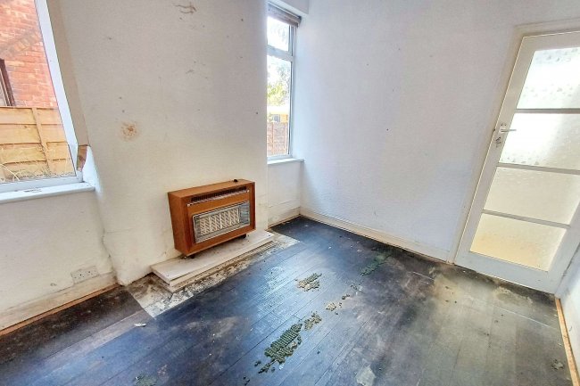 13 Dunmore Road, Gatley, Cheadle SK8 4AH 2