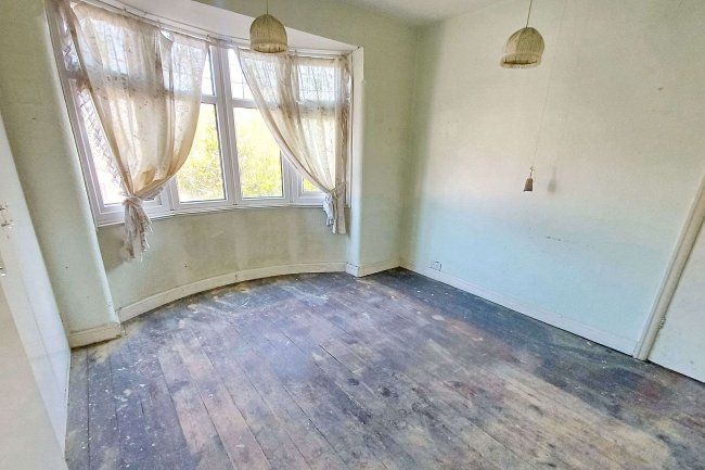 13 Dunmore Road, Gatley, Cheadle SK8 4AH 2