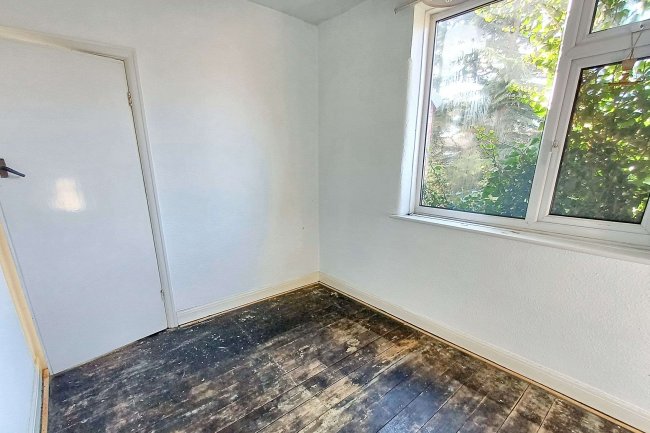 13 Dunmore Road, Gatley, Cheadle SK8 4AH 2