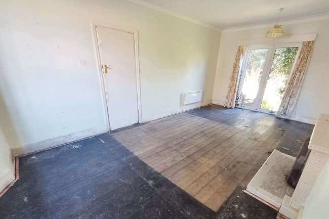 13 Dunmore Road, Gatley, Cheadle SK8 4AH 2