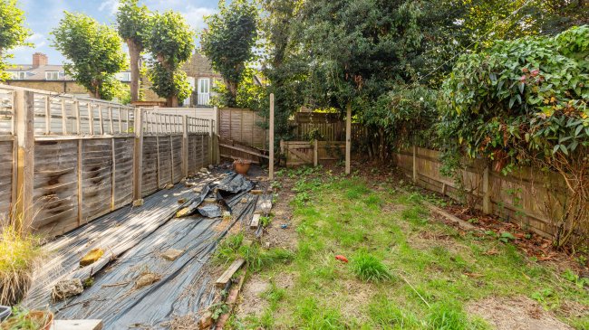 33 Midmoor Road, Balham, London, SW12 0EW 2