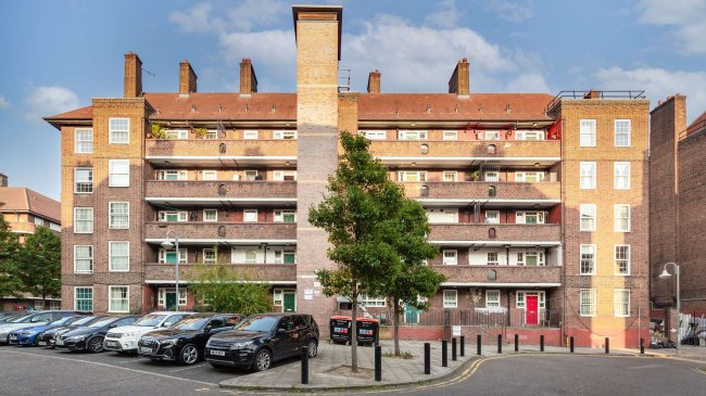 Flat 86 Pembury Close, Hackney, London, E5 8JR 9