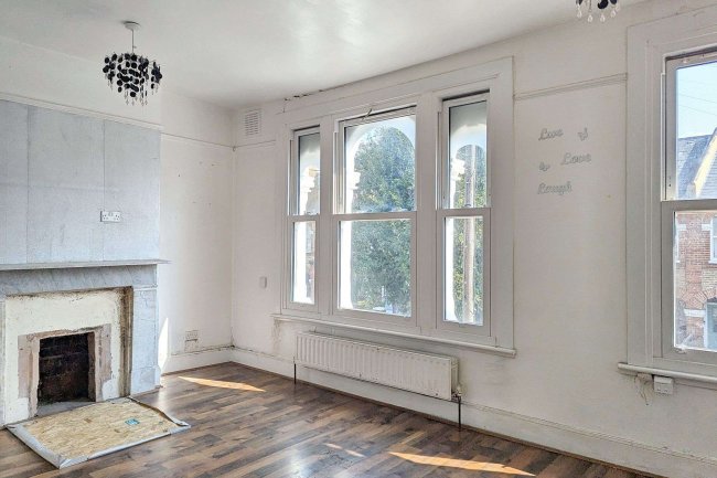 43a & 43b  Summerley Street, Earlsfield, London SW18 4EU 1