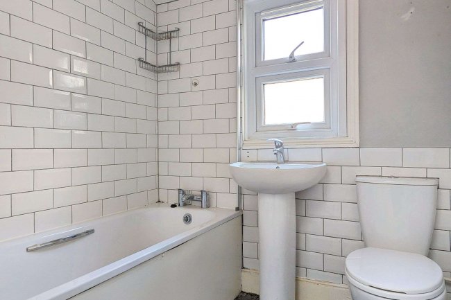 43a & 43b  Summerley Street, Earlsfield, London SW18 4EU 1