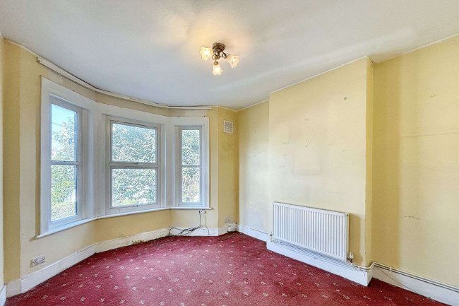 52b Sistova Road, Balham, London SW12 9QS 2