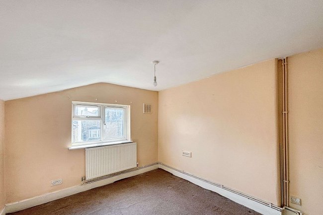 52b Sistova Road, Balham, London SW12 9QS 2