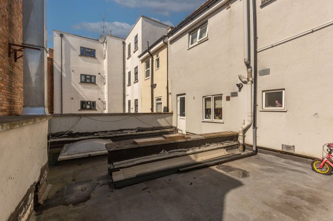 148-150 Commercial Road, London, E1 1NL 1