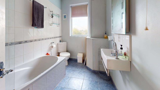 246 Brook Street, Erith, Kent, DA8 1DZ 5