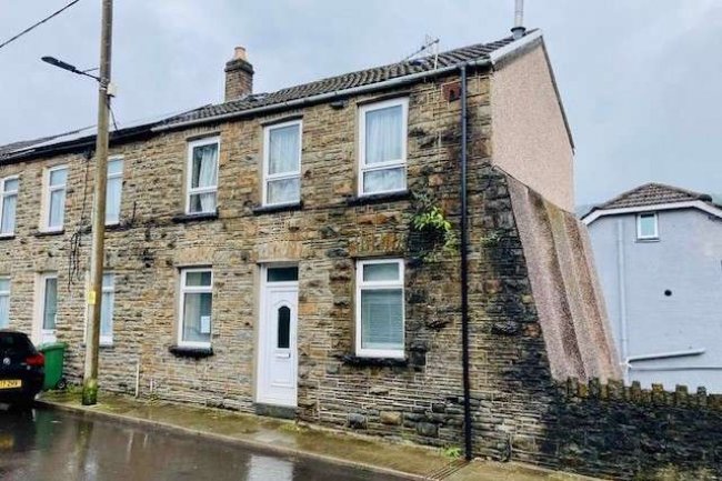 39 Dover Street, Mountain Ash CF45 3HU 6