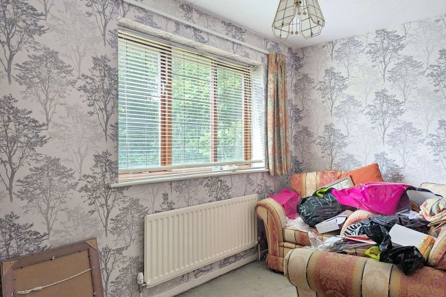 39 Hermitage Road, Crystal Palace, London, SE19 3QW 2