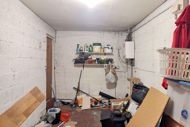 39 Hermitage Road, Crystal Palace, London, SE19 3QW 2