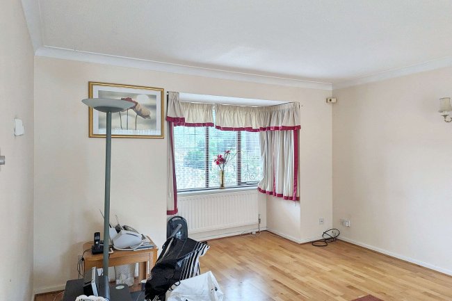 39 Hermitage Road, Crystal Palace, London, SE19 3QW 2