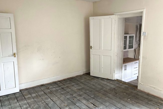 57 & 57a High Street, Willington, Co Durham DL15 0PF 7